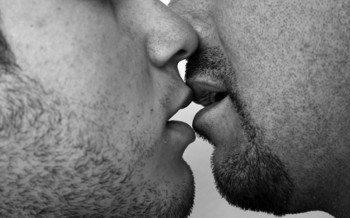 Gay Kiss